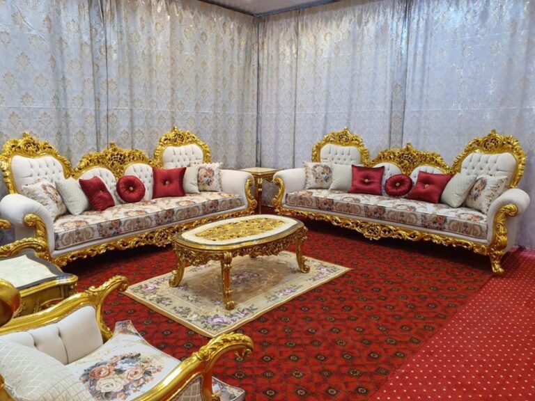 Noble Chateau Classic Salon