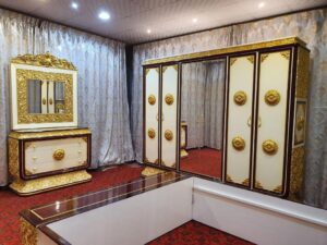 Harlem Royal bedroom