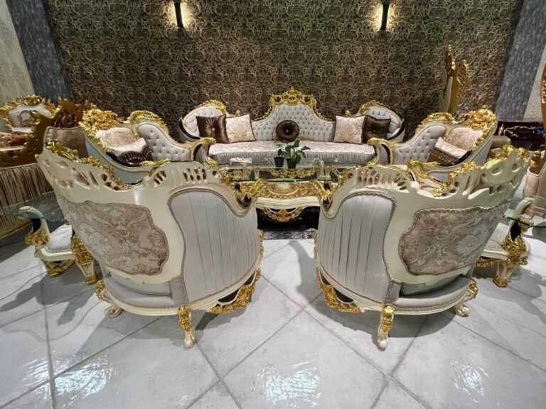 Renaissance Regal Salon