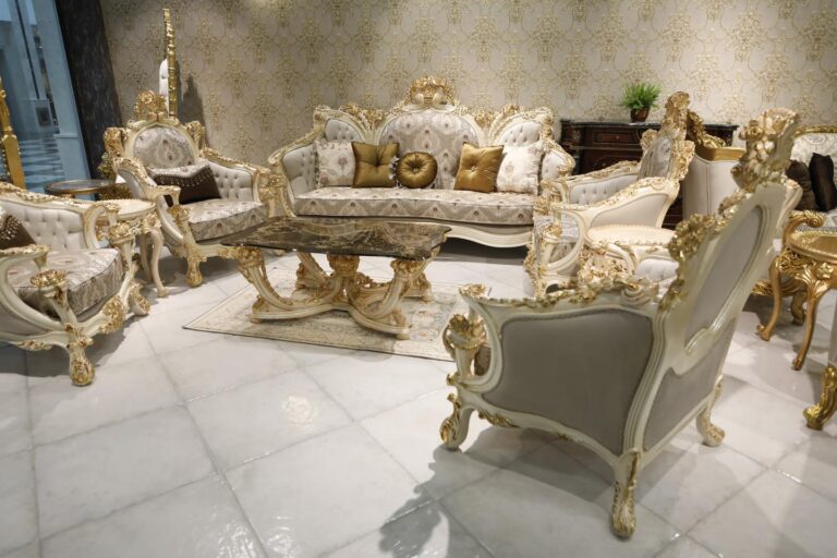 Sovereign Crest Salon